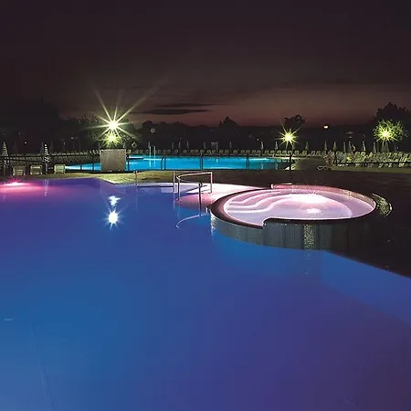 The Garda Village Πάρκο διακοπών Σιρμιόνε