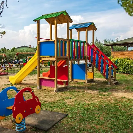 The Garda Village Πάρκο διακοπών 4*