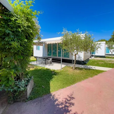 Vakantiepark The Garda Village 4*