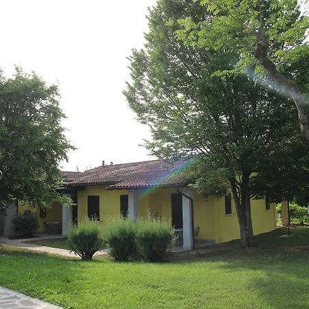 The Garda Village 4*