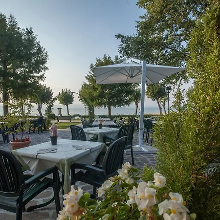 The Garda Village 4*