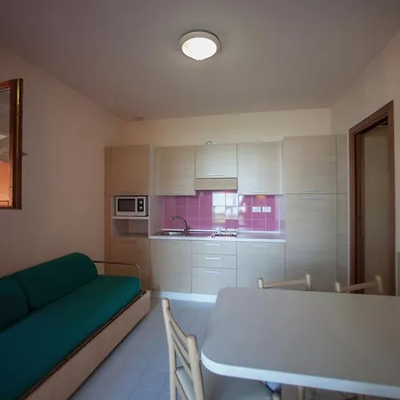 The Garda Village Σιρμιόνε