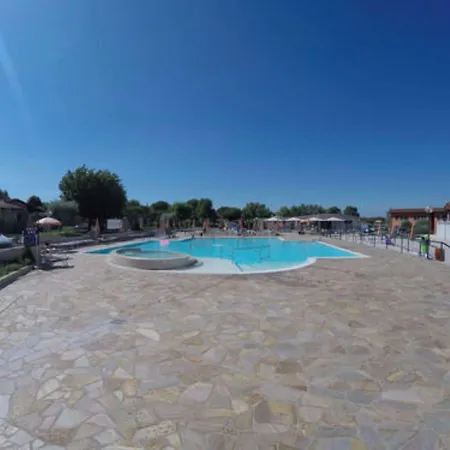 The Garda Village Σιρμιόνε